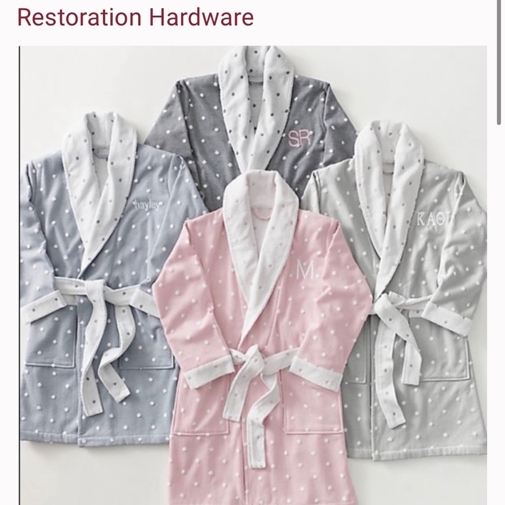 [NWT] RH teen (restoration Hardware) PIN DOT BATH ROBE